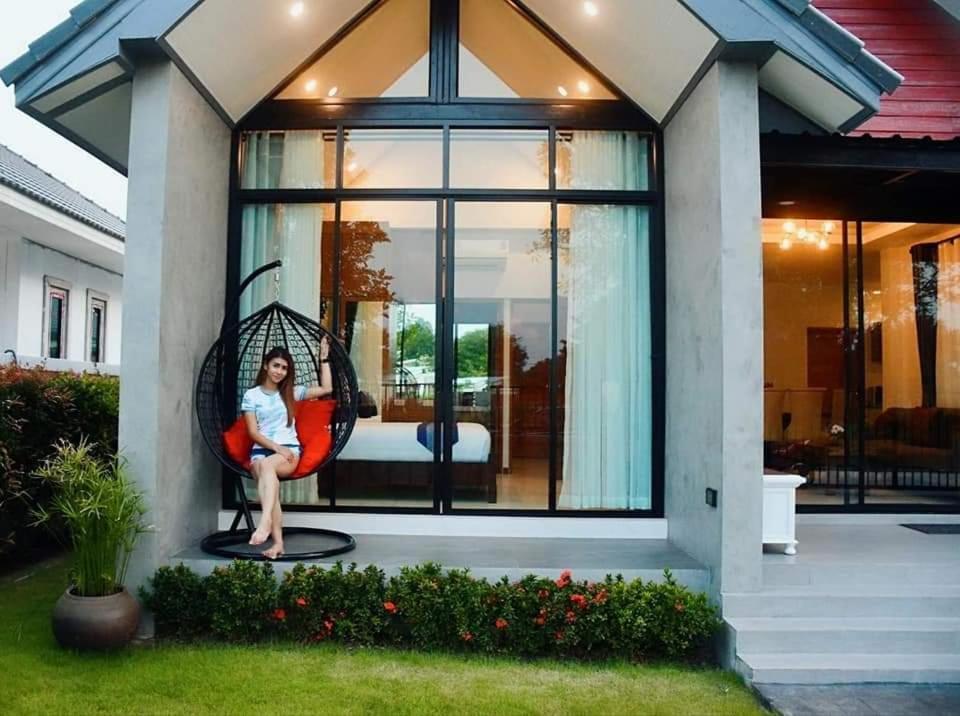 Baan Dalah Pool Villa Buriram Exterior foto
